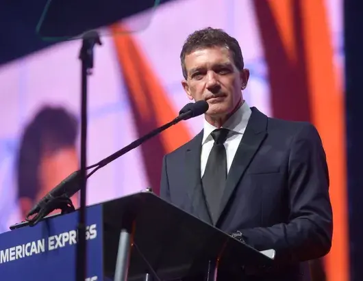 Антонио Бандерас с Covid-19 навръх 60-ия си рожден ден