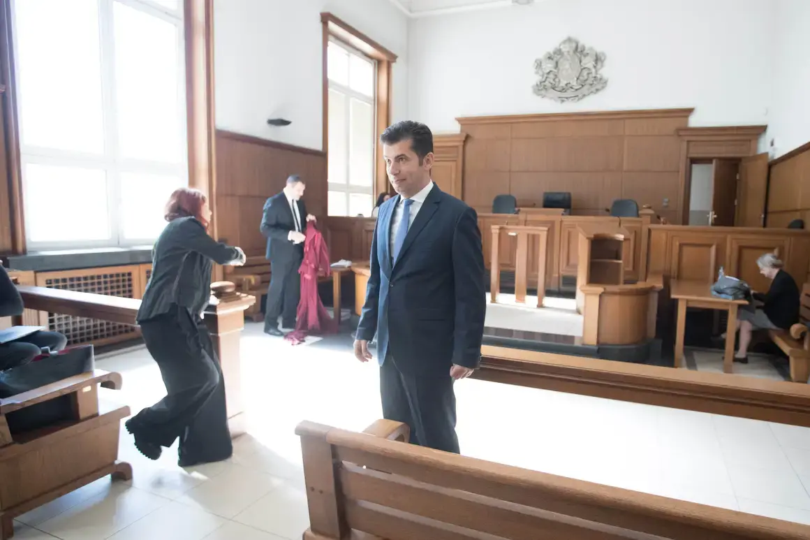 Делото срещу Кирил Петков за ареста на Бойко Борисов тръгва на 10 юни