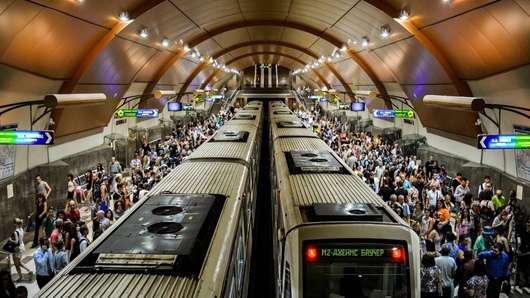 Синдикатите се готвят да блокират и метрото в София