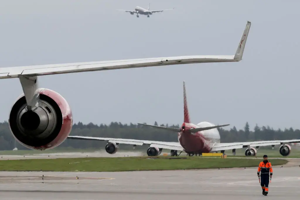 Москва затвори всички летища заради масова атака с дронове