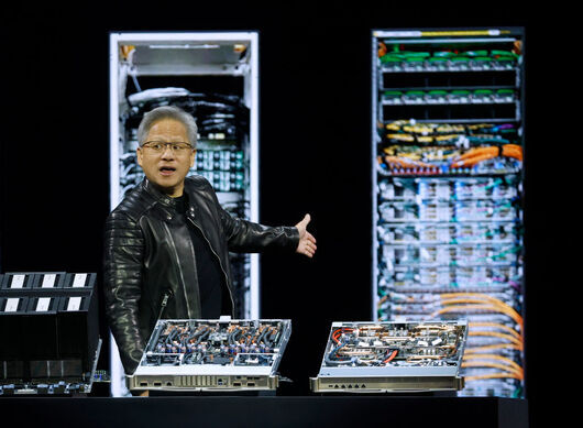 Чиповете на NVIDIA все пак ще стигат до Китай, въпреки ограниченията на Тръмп