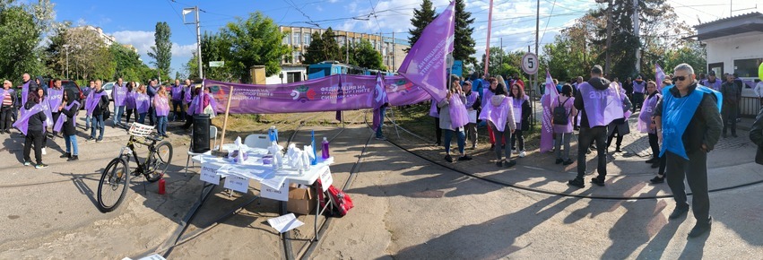 Над 12 часа продължава стачката на градския транспорт в София