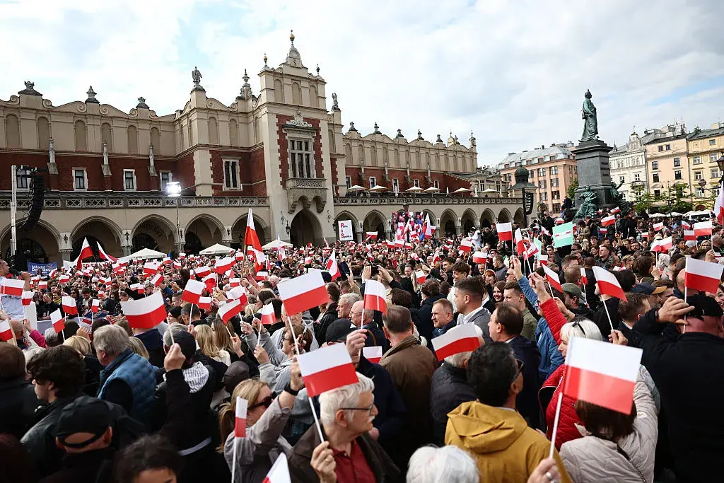 Полша твърди, че е разкрила опит за намеса в президентските избори