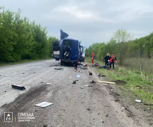 След преговорите за "мир" Русия уби 9-ма при удар срещу цивилен автобус в Украйна