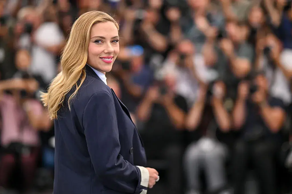Скарлет Йохансон определи премиерата в Кан като "сбъдната мечта"