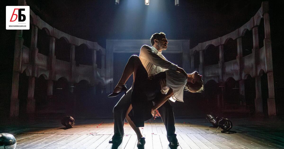 Постановката Без кръв под режисурата на Диана Добрева спечели три