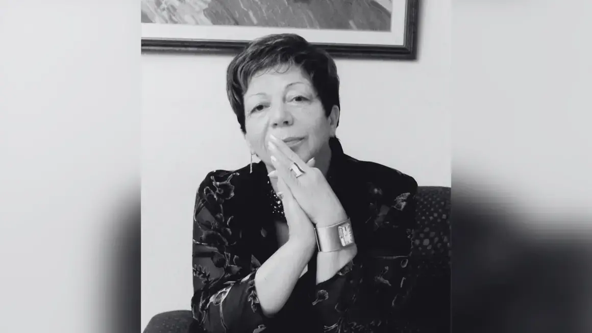 Почина писателката и основателка на "Жанет 45" Божана Апостолова