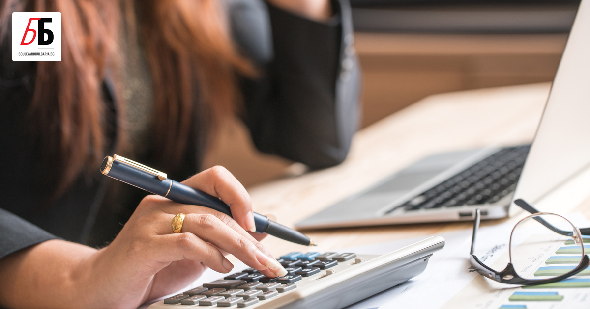 От 1 юни сините трудови книжки на хартия са заменени