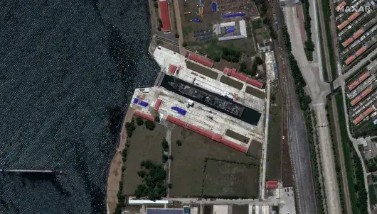 Потъналият боен кораб на Северна Корея е преместен до границата с Русия