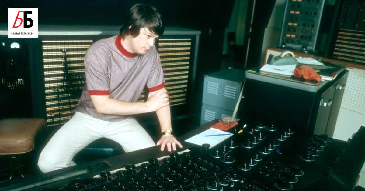 Той е частично глух, но въпреки това създава някои от