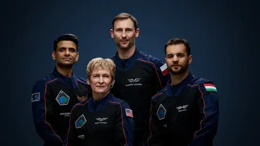 SpaceX изпрати астронавти от Унгария, Полша и Индия в Космоса за първи път от 40 г.