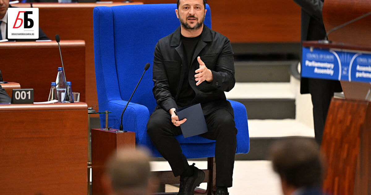 Президентът на Украйна Володимир Зеленски и генералният секретар на Съвета