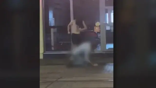 Съдът освободи тримата тийнейджъри, обвинени за побоя на площад "Славейков"