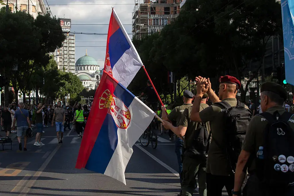 Десетки са арестувани в Сърбия след гражданско неподчинение и опити за блокади 