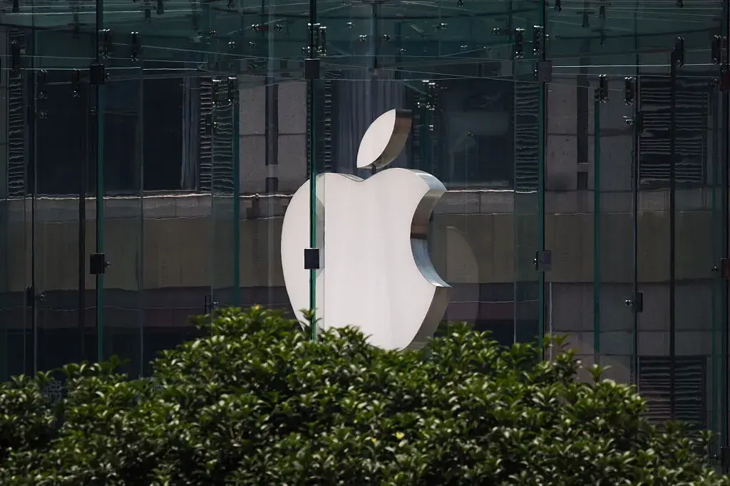 Apple обвини ЕК, че надхвърля правомощията си и налага „объркващи бизнес условия“ 