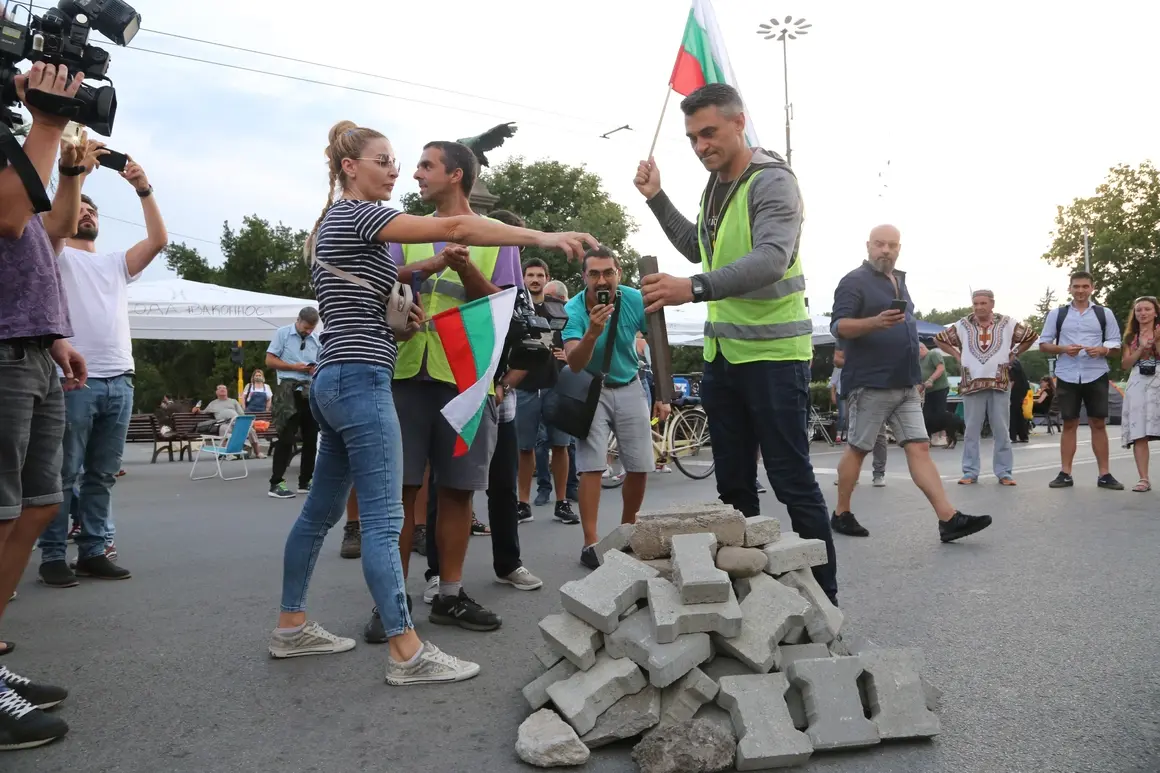 Огнян и Атанас минаха 280 км. пеш, за да стигнат до "Орлов мост" 
