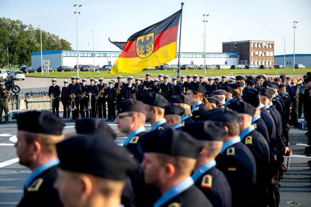 Китай саботира мисия на военен самолет на Германия над Червено море