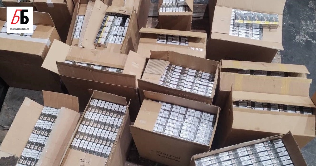 Над 100 млн. къса цигари са открити в незаконна фабрика