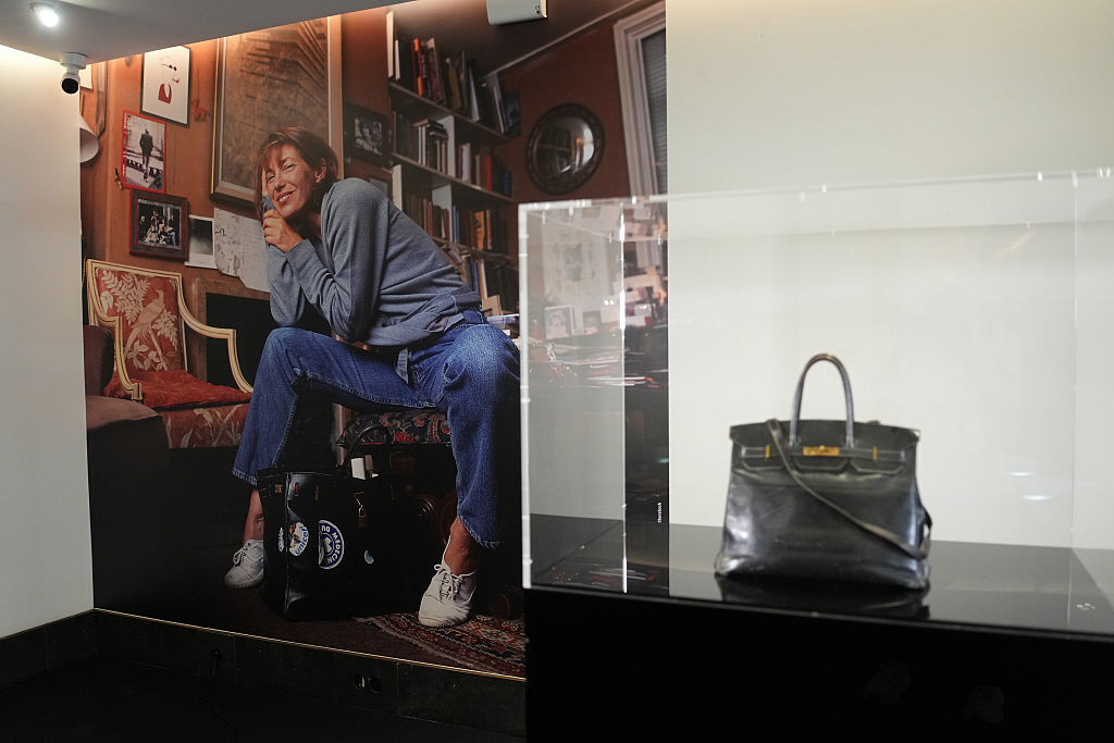 Първата чанта Birkin беше продадена за рекордните 10 млн. долара