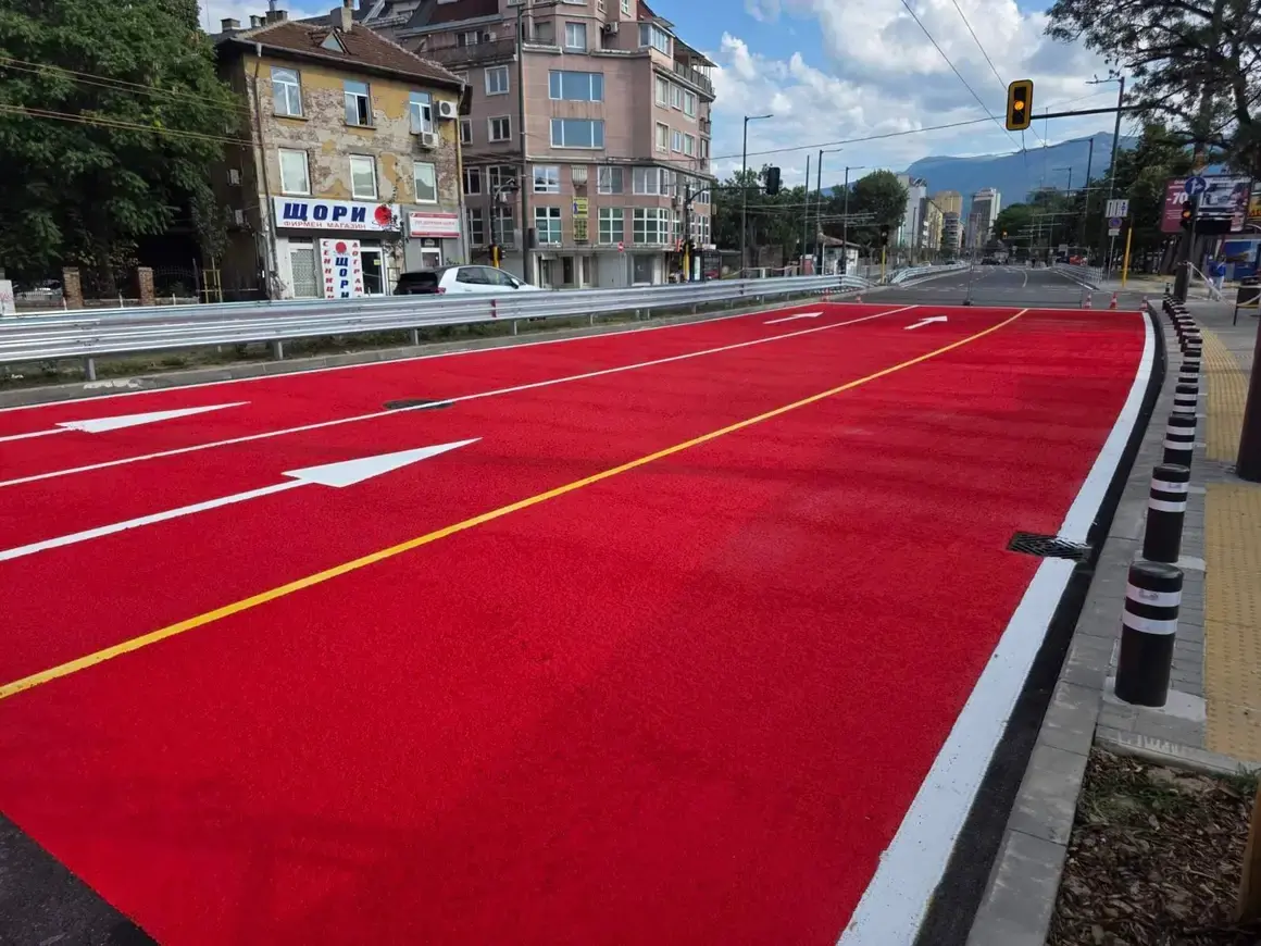 Пускат движението по ул. "Опълченска" в София