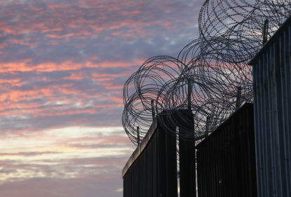 Сърбия опроверга информацията за вдигане на ограда по границата с България