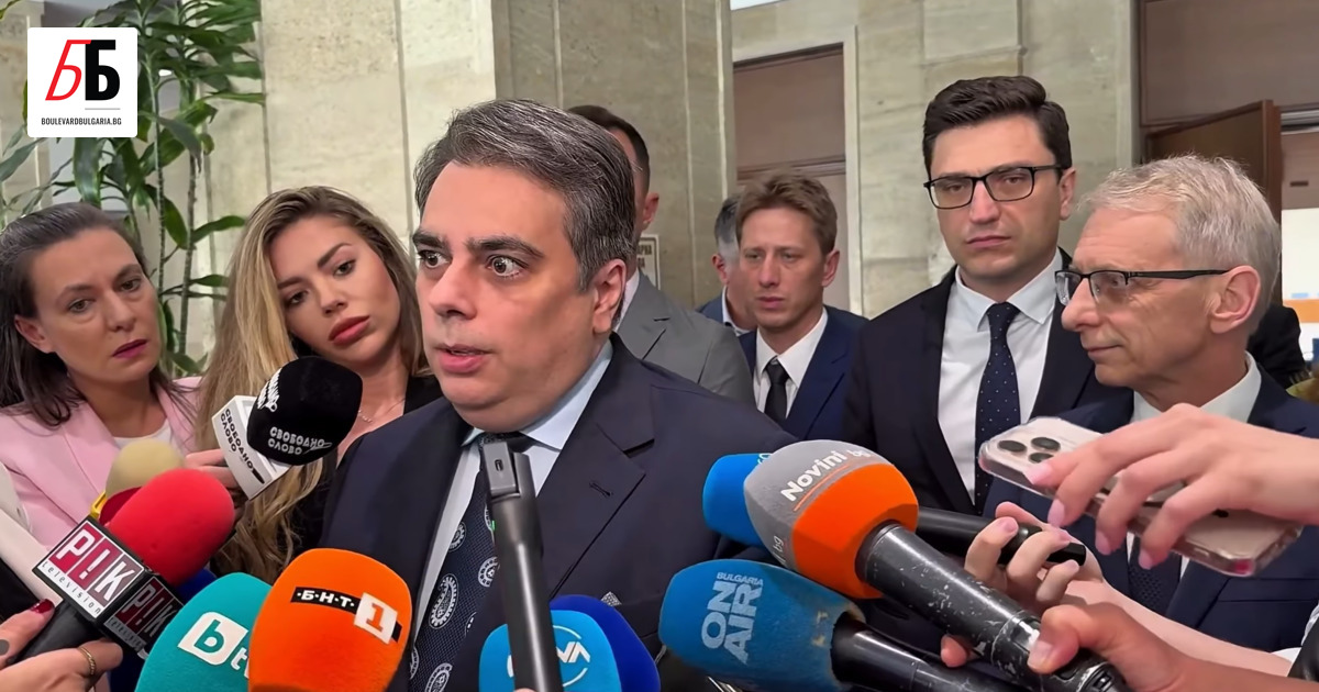 Не е добра идея хората, които фалираха “Булгартабак, Държавната петролна