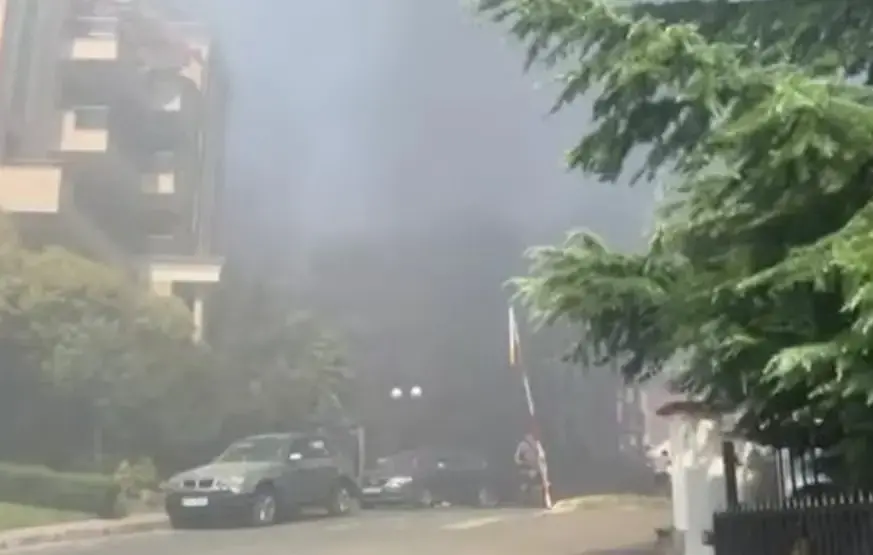 Голям пожар в Свети Влас изпепели над 20 автомобила (Обновена)