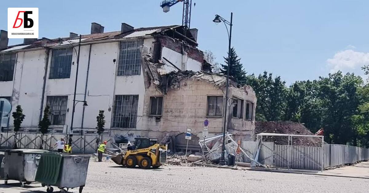 Част от северното крило на стар сегмент от Националната художествена