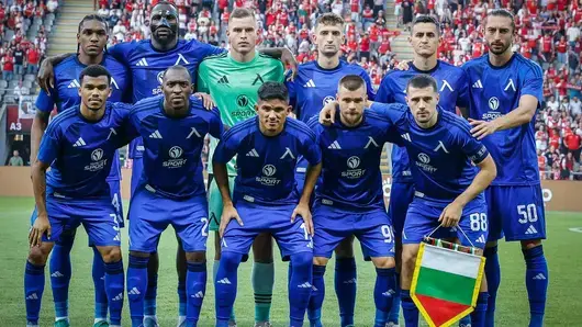 "Левски" отпадна от Лига Европа. Белгийски рефер поряза "сините"