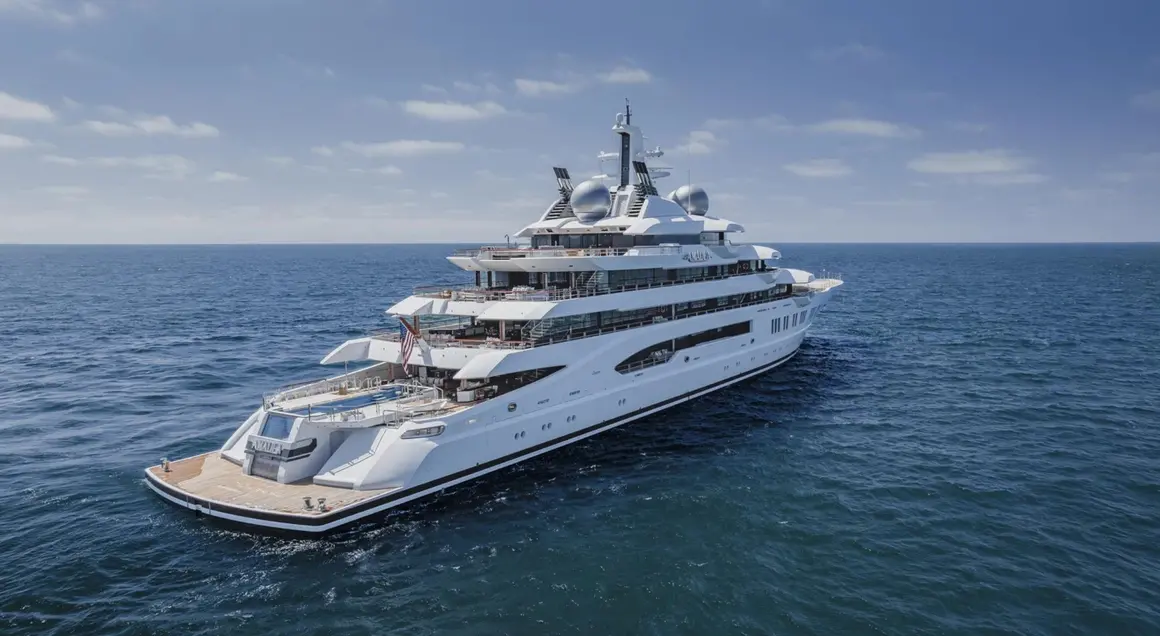 Конфискуваната суперяхта Amadea на руския олигарх Керимов се продава на търг