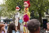 Големите марионетки на „Puppets Occupy Street“ дебютират в София на 6Fest
