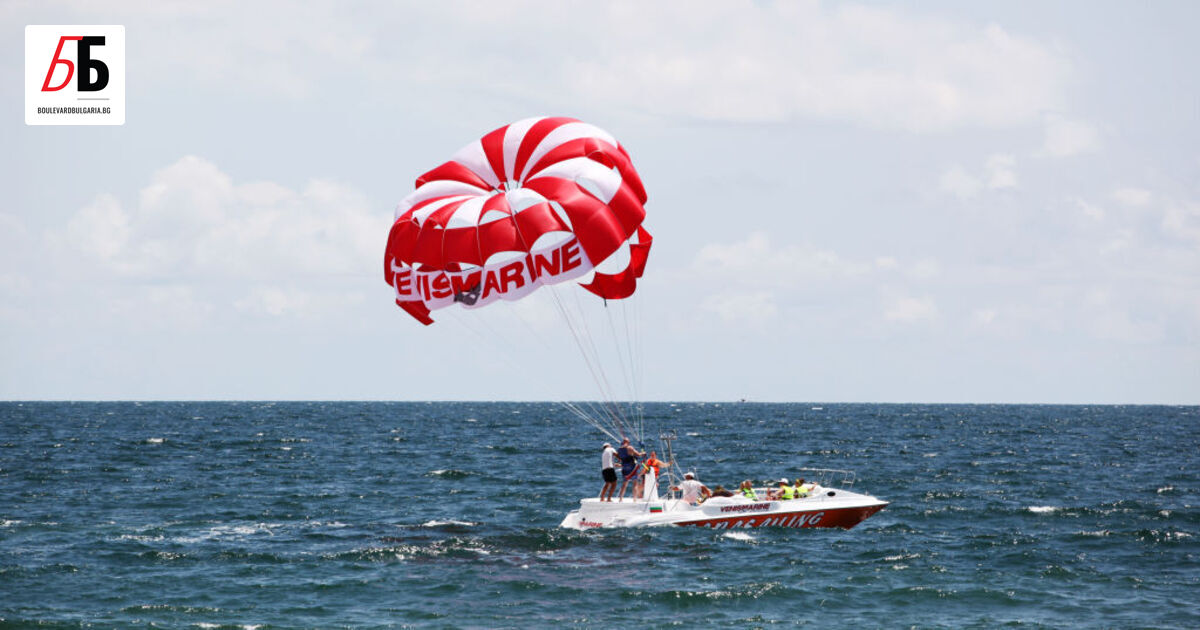 Двама от обвиняемите за смъртта на 8-годишния Иван, който падна