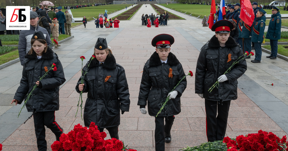 Докато властта в България опитва да въведе задължителни часове по