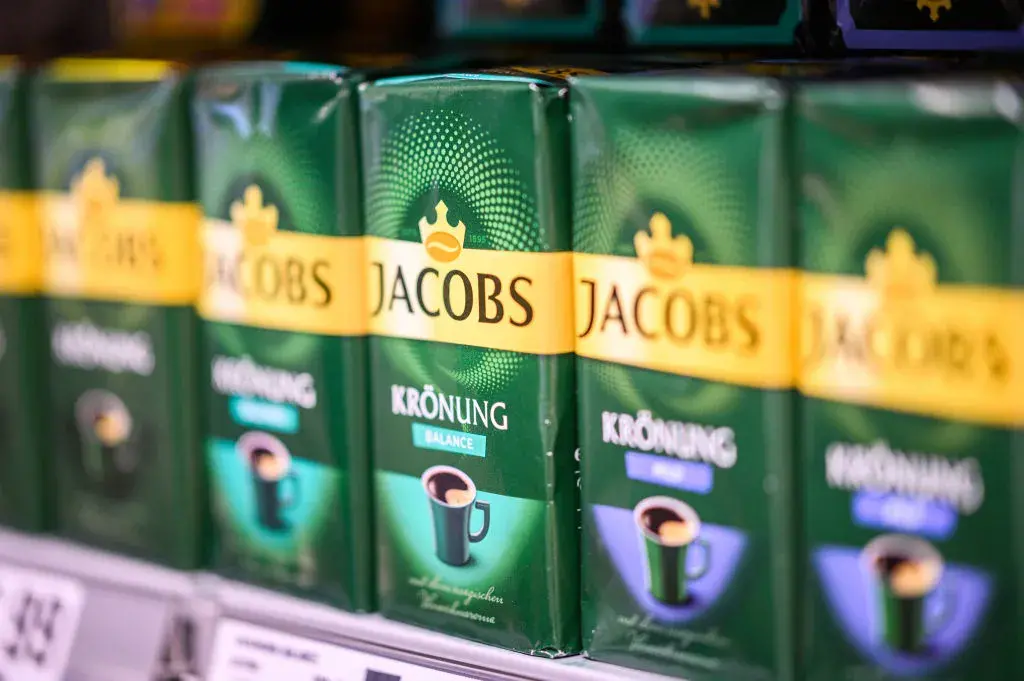Собственикът на Nova Brasilia и Jacobs се продава в сделка за 16 млрд. евро