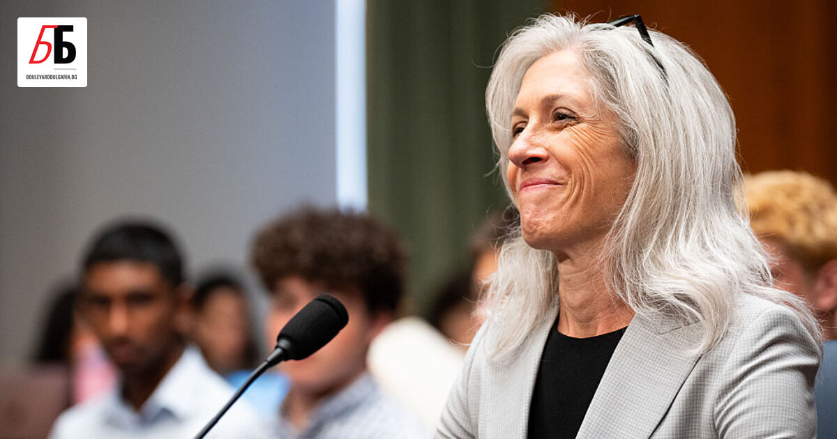 Белият дом съобщи, че директорката на Центъра за контрол и