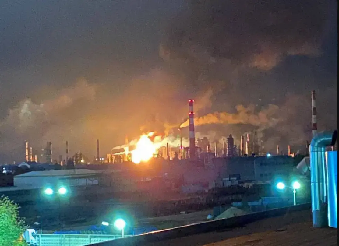 Украйна удари една от основните руски рафинерии на 200 км от Москва