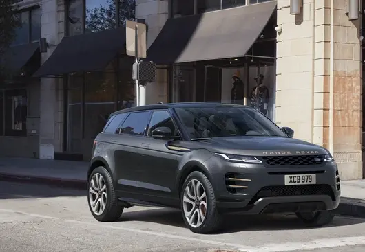 Range Rover Evoque Autobiography ще пречисти въздуха и ще ви пусне Spotify