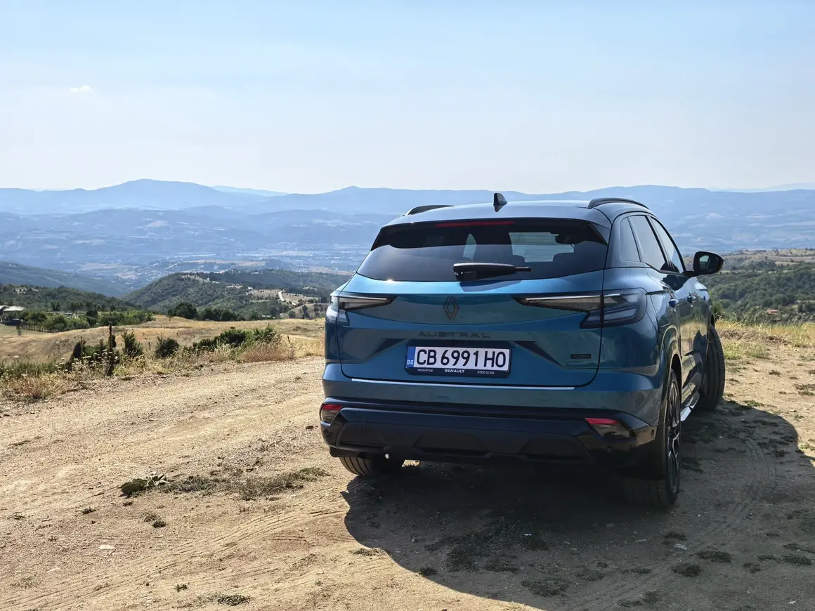 Renault Austral прави дългия път по-тих, по-лек и по-свързан
