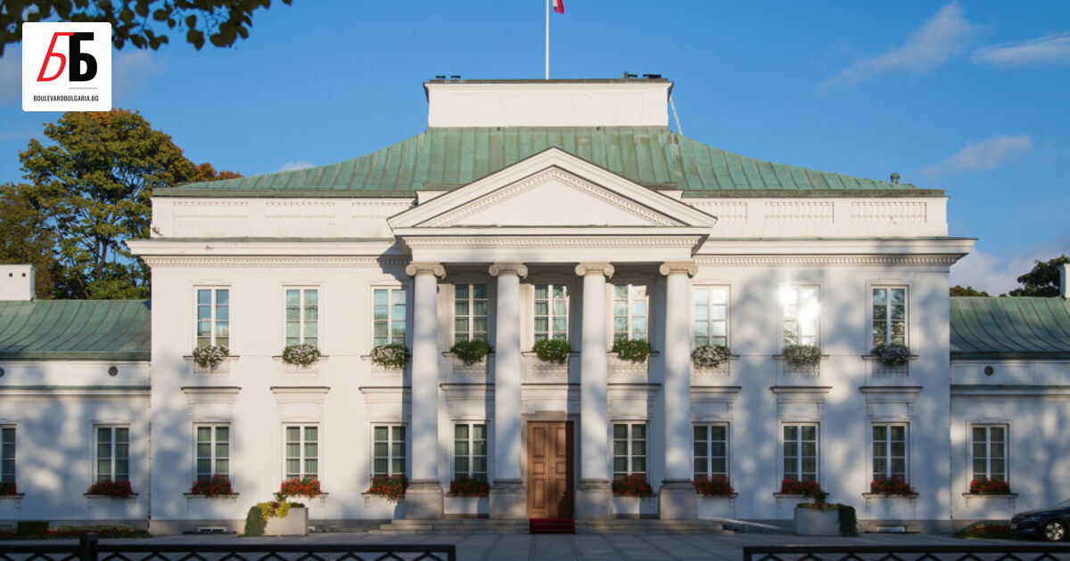 Полша e неутрализиралa дрон, прелитащ над правителствени сгради във Варшава.