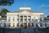 Полша неутрализира дрон над правителствени сгради във Варшава