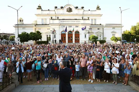 Renew Europe призова ЕК да спре парите по ПВУ за България заради ареста на Благомир Коцев