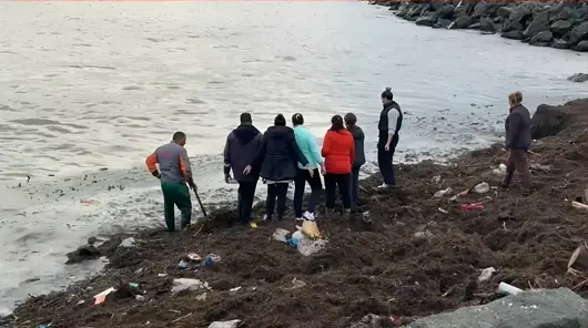 След наводненията по Южното Черноморие: разчистването продължава, появиха се мародери