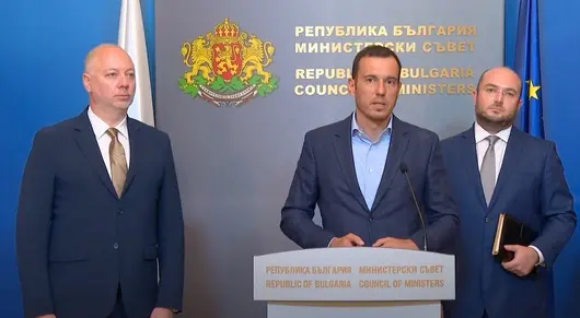 Терзиев: „Всеки, поел подадена ръка от Борисов, е потънал в плаващи пясъци“