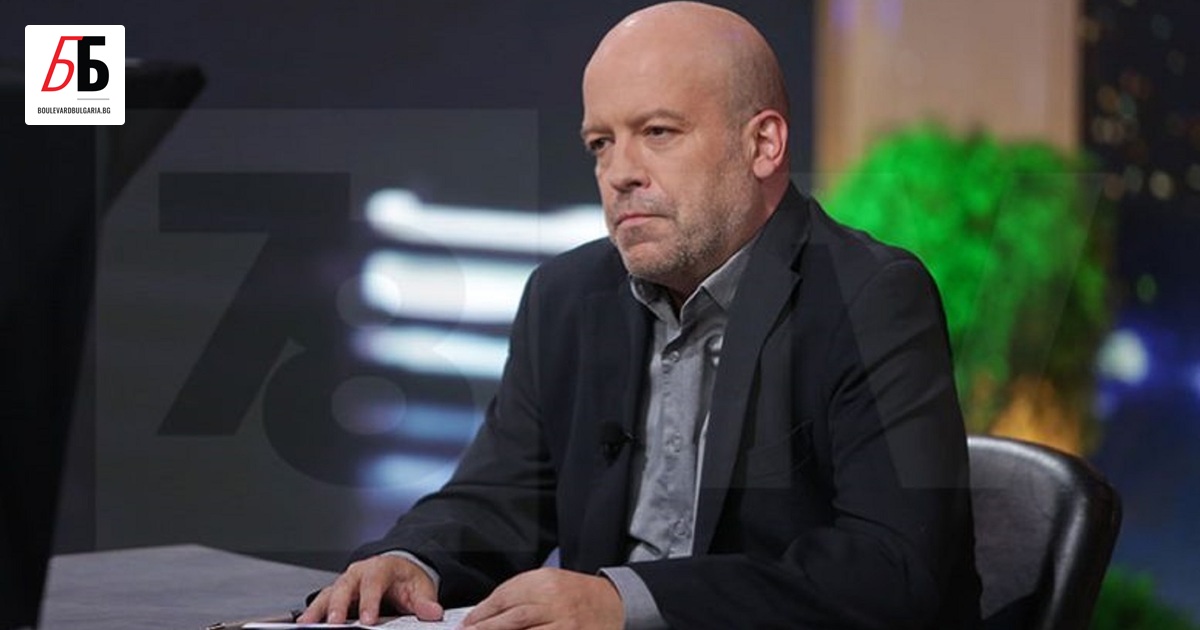 Бившият дългогодишен сценарист на Шоуто на Слави - Иво Сиромахов