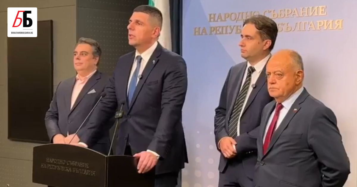 България е парализирана заради зависимостите на Бойко Борисов от Делян