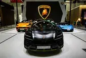 Lamborghini остава вярна на „звука и емоцията“ на бензиновия двигател