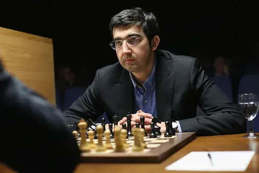 След смъртта на Даниел Народицки – FIDE разследва Владимир Крамник заради обвинения в тормоз