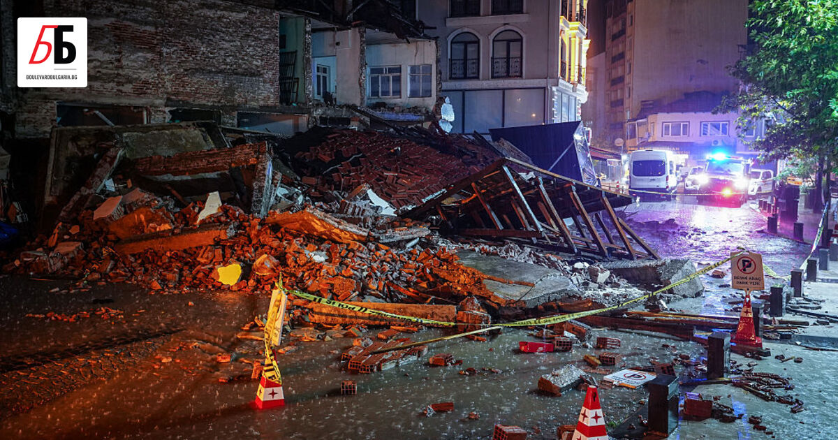 Три двуетажни сгради и един магазин са били разрушени при