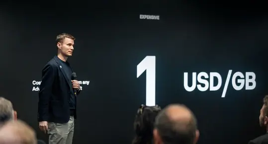 EnduroSat отваря Space Center в София и разширява производството на сателити до два на ден