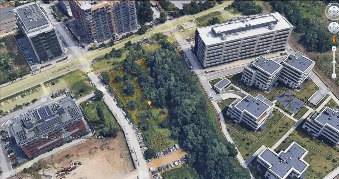 Строеж в "Лозенец" скара главния архитекта на София и районния кмет Константин Павлов